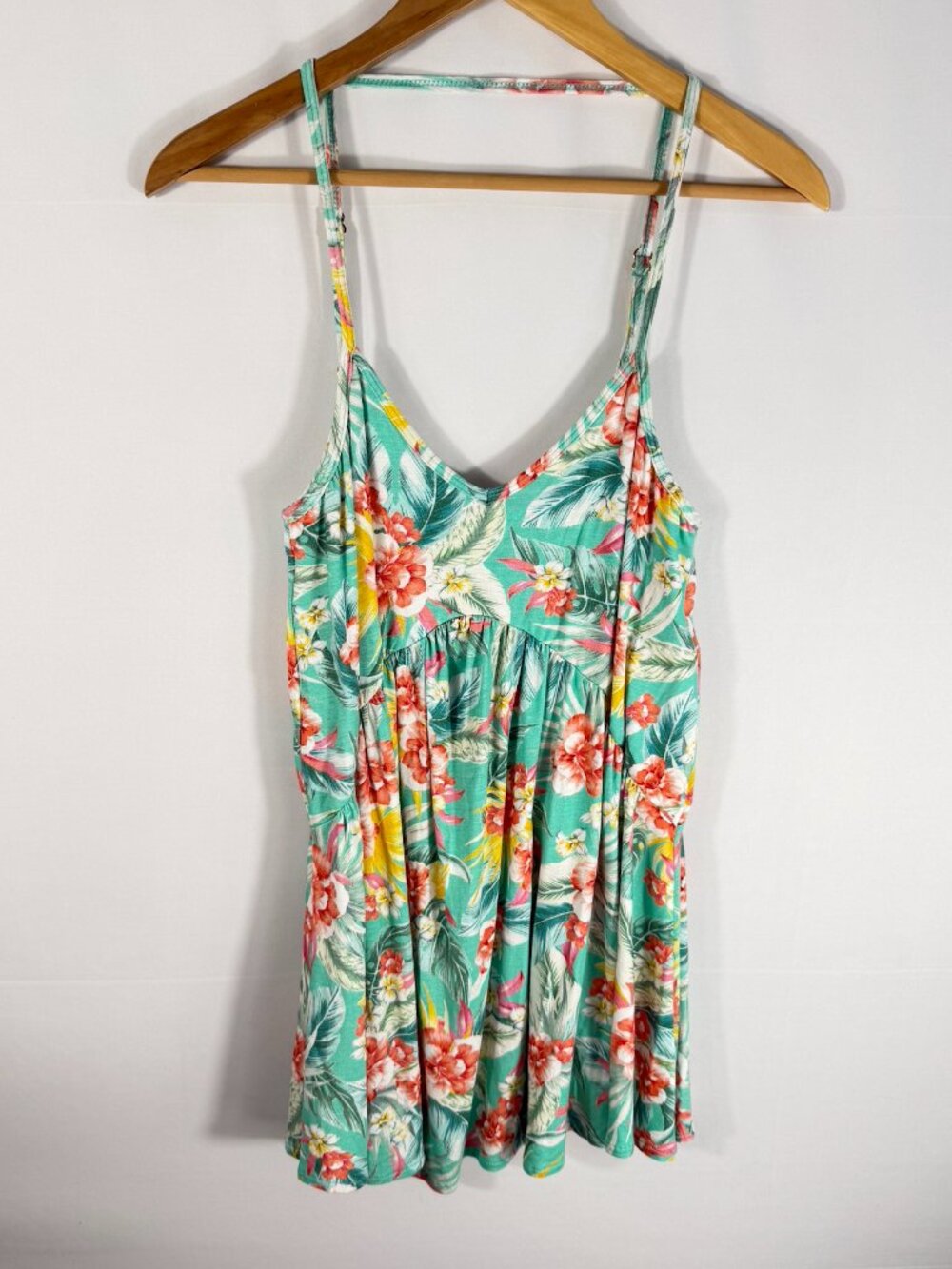Salt Life Biscayne Floral Scoop Dress NWT Multicolor Beach Resort Sundress